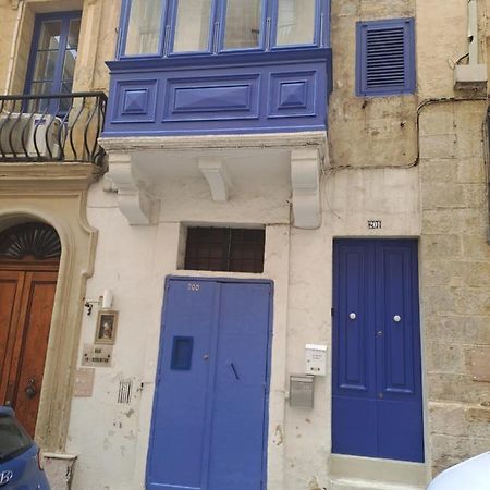 2 Bedroom Apartment In The Centre Of Valletta Luaran gambar