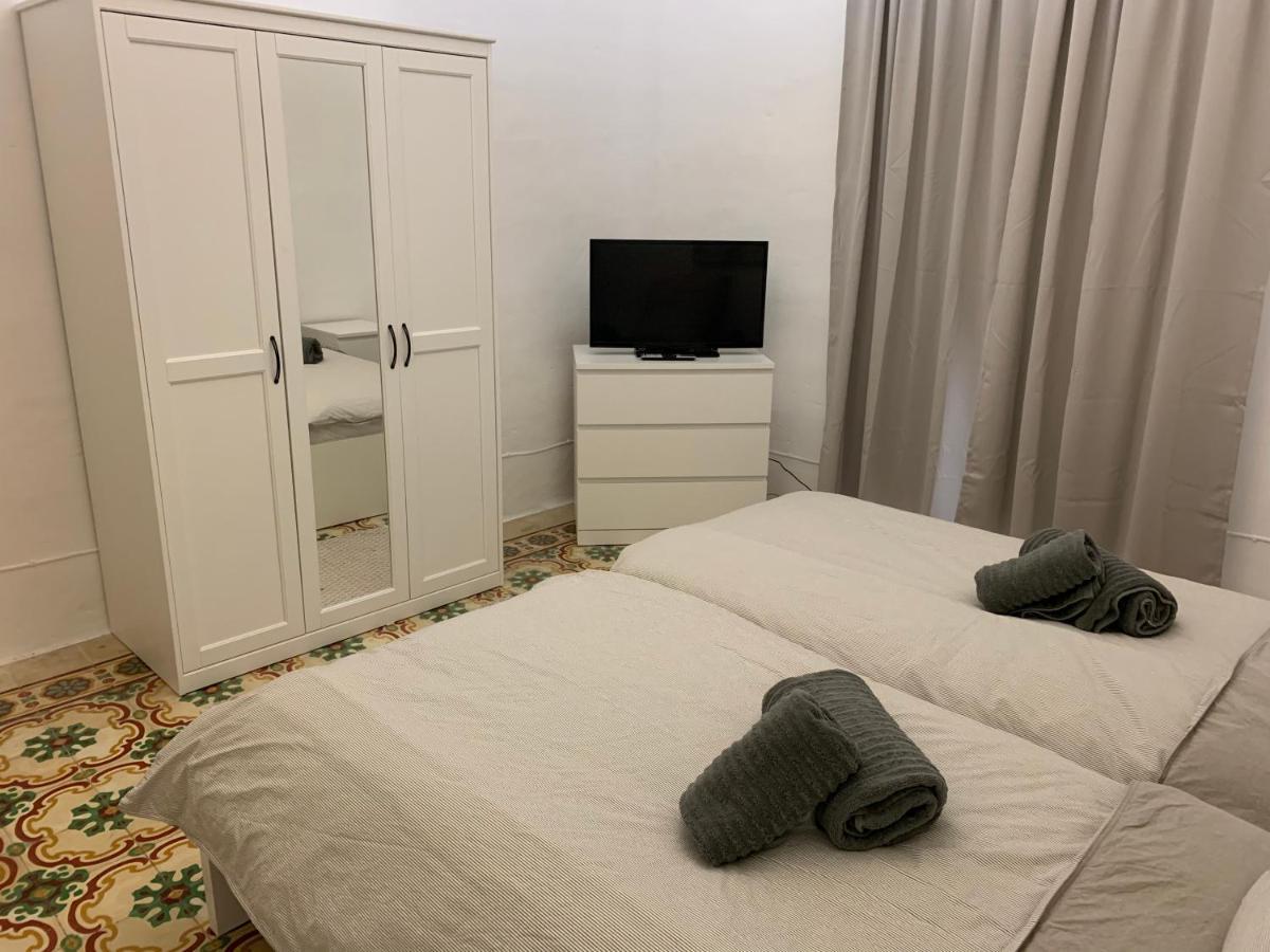 2 Bedroom Apartment In The Centre Of Valletta Luaran gambar