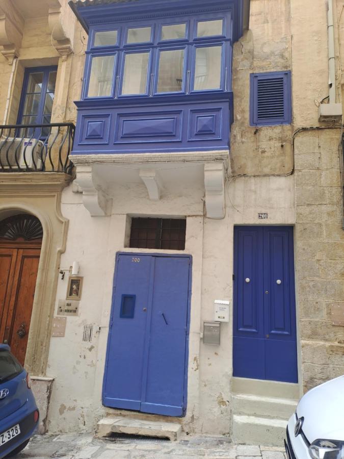 2 Bedroom Apartment In The Centre Of Valletta Luaran gambar